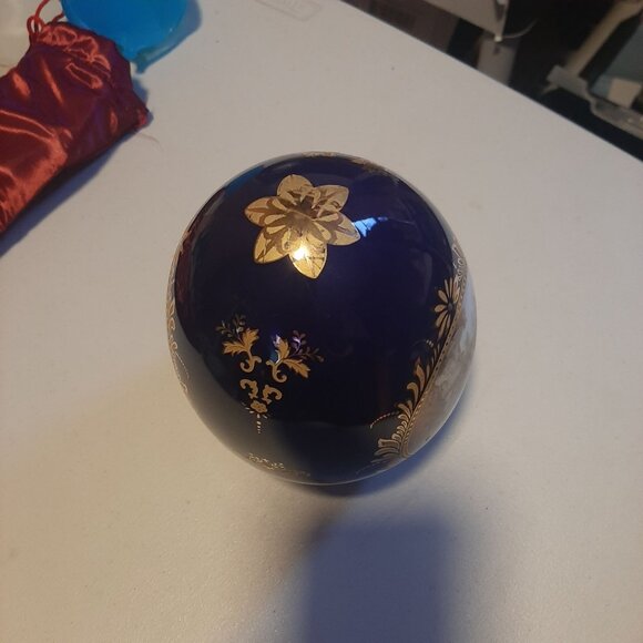 Limoges Porcelain Cobolt Decorative Egg With Gold Detailing Pastoral Scene - Picture 4 of 8